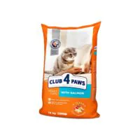 Club 4 Paws Adult с лососем — сухой корм для взрослых кошек