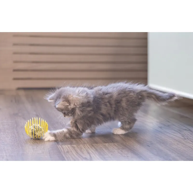 Beeztees Springbal, пружинный мяч для котят с шуршащим шариком, 6,5 см